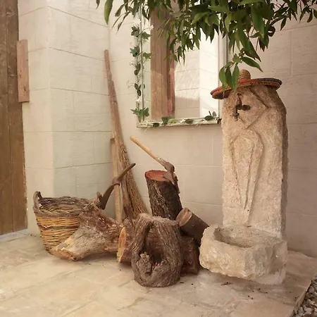 Il Rifugio Dei Cinque Angeli בית הארחה 2*