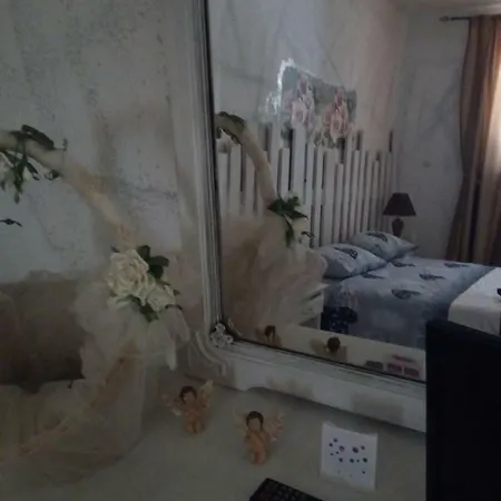 Il Rifugio Dei Cinque Angeli אוסטוני